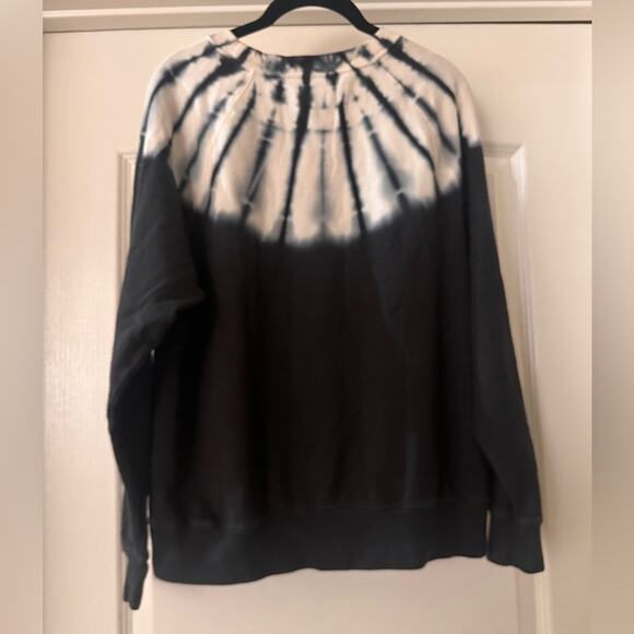 Old navy white and navy blue tie die ombré French terry sweatshirt size medium - Picture 2 of 4
